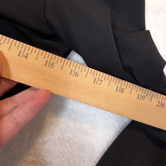 Shein Cropped Top Womens Size Large Black Cut out 90s Long Sleeve Goth Grunge - Picture 7 of 9